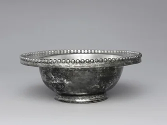 Bowl with Beaded Rim, 300-500