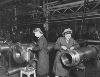 Fitting Breech Blocks at the Elswick Works, Newcastle upon Tyne, UK