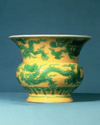 Ming green and yellow leys jar Chand Te period (1506-21)