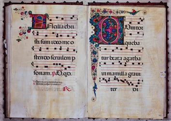 Piccolomini Library: choir book, cod.12.N, ff. 92v-93r with “Foliated initial”