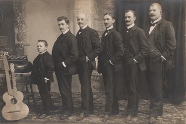Unidentified Schrammel Sextett, c.1910