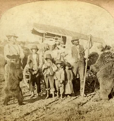 Gypsies and dancing bears on the road