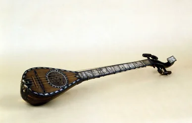 Lute with Four 18th Century Strings