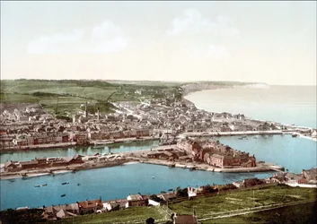 Fécamp and its cliffs