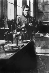 French physicist Marie Curie (1867-1934), Nobel Prize in Physics in 1903 and Nobel Prize in Chemistry in 1911, here in her first laboratory in Paris in 1898