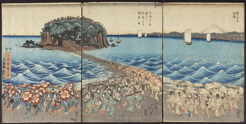 Crowds Visiting the Shrine of Benzaiten at Enoshima in Sagami Province on the Occasion of the Special Viewing
