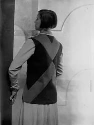 Portrait of Marion Wulz in dress designed by Anita Pittoni, c.1940