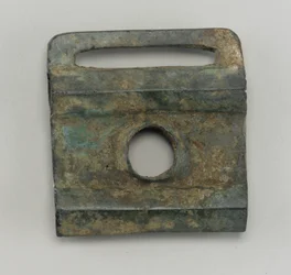 Chariot or harness fitting