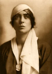 Lady Constance Stewart Richardson, c1913
