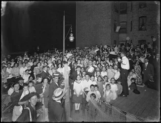 Evangelistic Society Meeting, East 79th Street and Avenue A, New York City, July 24, 1914